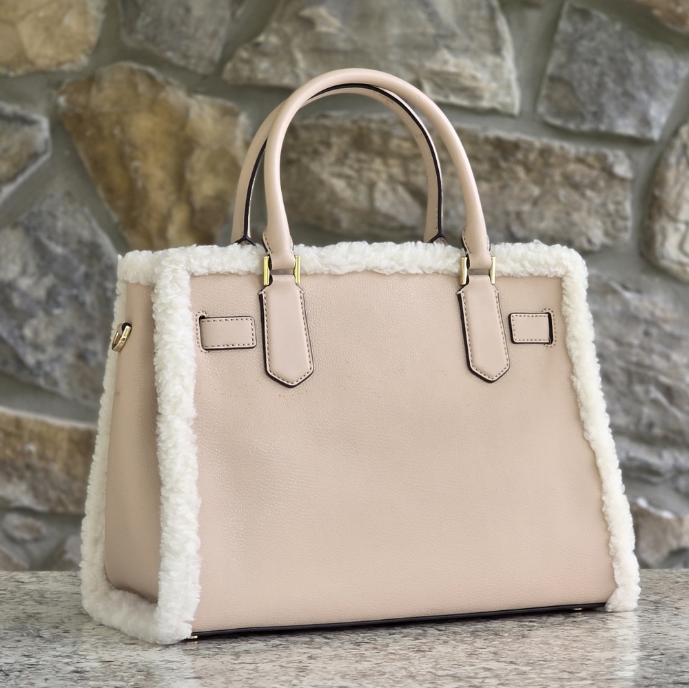 Michael Kors Hamilton Medium Satchel - Picture 3 of 8